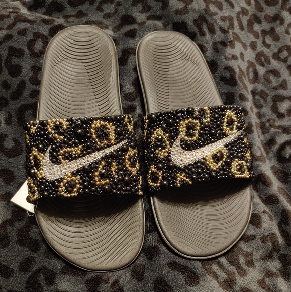 leopard print nike slides